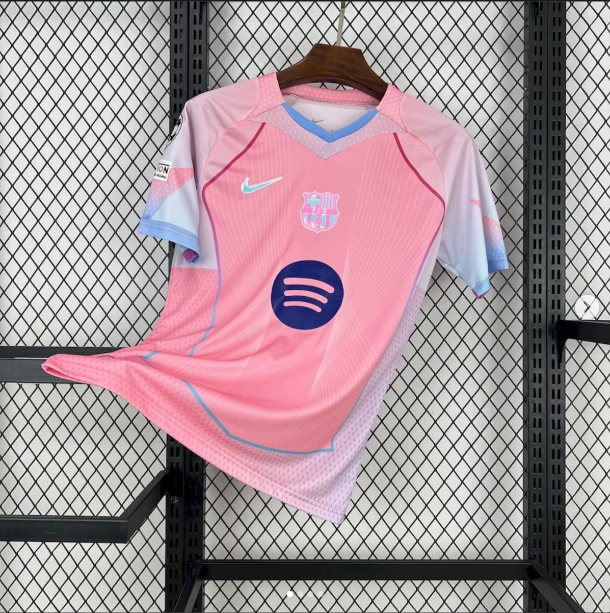2025 Barcelona Pink kit
