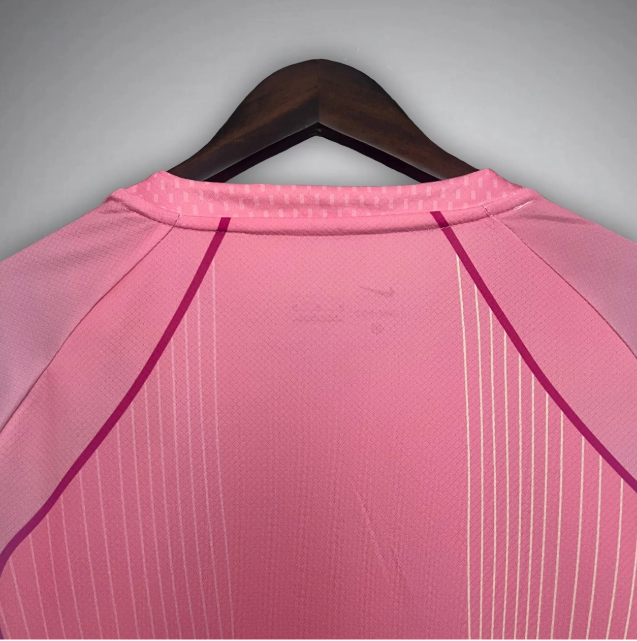 2025 Barcelona Pink kit