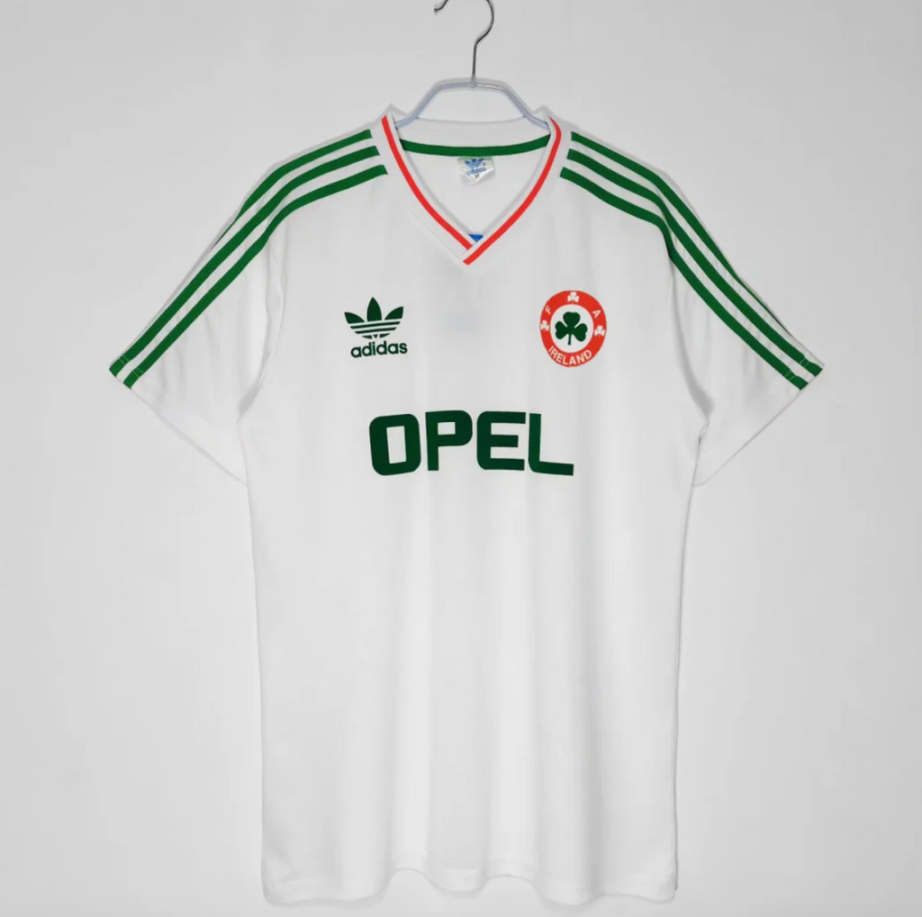 Ireland 1990 Away kit