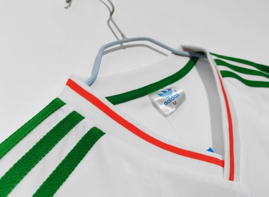 Ireland 1990 Away kit